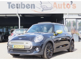 Mini Mini Yours 33 kWh | 39.600km | Leder | Sportstoelen | Panormadak | Harman/kardon