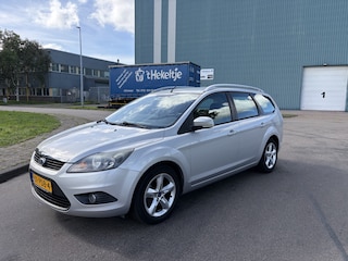 Ford Focus Wagon 1.6-16V Comfort 101 PK. Zeer betrouwbare en fijn rijdende auto van de tweede eigenaar !!!