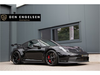 Porsche 911 4.0 GT3 Clubsport | 918 Carbon Seats | Lift | PDLS+ | PPF | Sportuitlaat | Dealer O.H | Camera | 510PK | Sportchrono | Camera | Alcantara | Sfeerverlichting | Achterasbesturing | Carbon Dak | Apple & Android Carplay | 21" | Privacy Glas + Isolatie | Brandstoftank 90L | PTV Plus | Verkeerstekenherkenning |