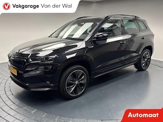 Skoda Karoq 1.5 TSi DSG Sportline Navigatie-Trekhaak-Adapt.Cr.contr-Clima-Camera-Carplay-Stoel/Stuurverwarming-Parkeersensoren-Lm18''velgen
