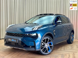 Lynk & Co 01 1.5 Hybride | Zwarte hemel | Infinity Sound | Panoramadak | Adaptive Cruise | Memory Seat | Carplay