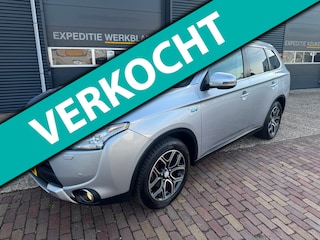 Mitsubishi Outlander 2.0 PHEV Instyle X-Line automaat