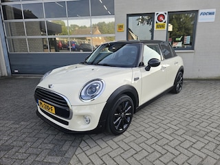 Mini Cooper 1.5 Serious Business 5-drs