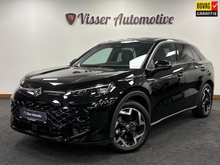 Volkswagen T-Roc 1.5 eTsi R-Line First Edition*Winterpakket*Camera*IQ-Light*