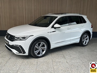 Volkswagen Tiguan 1.5 TSI R-Line Trekhaak | Panodak | IQ LED