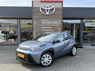 Toyota Aygo Hybrid 115 play