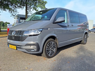 Volkswagen Transporter 2.0 TDI L2H1 30 DC Bulli Automaat | NL-Auto | Trekhaak | Blindspot | Park Assist | Airbag-Pack |