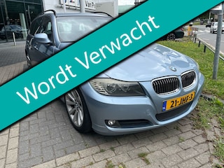 BMW 3-serie Touring 320i 170pk 1e eig. Clima Cruise Leder Navi PDC Youngtimer