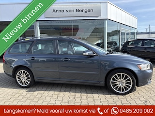 Volvo V50 2.0 Edition II, leder, navigatie, climatronic, cruisecontrol, pdc, trekhaak afneembaar.