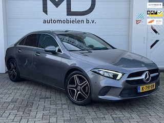 Mercedes-Benz A-klasse 180 Business Solution Luxury-Digital dash- BTW - sfeerverlichting-Automaat-Dealer onderhouden-1e eigenaar