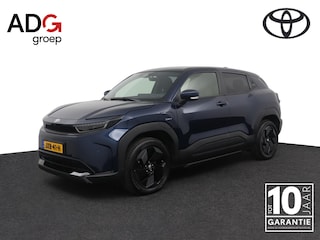 Toyota Urban Cruiser Dynamic 61 kWh | Stuur en stoelverwarming | Navigatie | Parkeersensoren | All season banden |