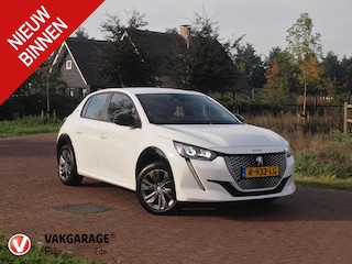 Peugeot 208 EV 50 kWh | SOH 92% | Apple Carplay | Parkeersensoren | Navi | Cruise Control | NL-Auto |