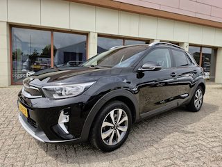 Kia Stonic 1.0 T-GDi MHEV Dyn+Line | Lane ass | Cruise | Clima | Navi | Lm