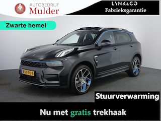 Lynk & Co 01 1.5 | Stuurverwarming | Zwarte hemel | ACC | Pano | 360 Camera |
