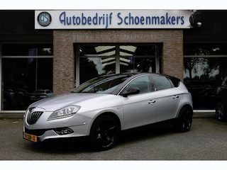 Lancia Delta 1.8-16V Di Platinum PANO LEER 2xPDC 18"LMV AUTOMAAT CRUISE CLIMA ENZ!
