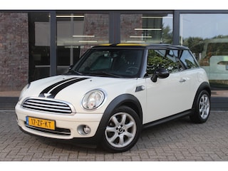 Mini Cooper 3-Deurs 1.6 Chili | Nieuwe APK | Cruise-control | Telefoonvoorbereiding | Navigatie | Airco | All-Season |