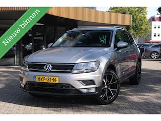 Volkswagen Tiguan 1.4 TSI ACT Connected Series|Rijklaar!|Clima|Stoelverwarming|Lane Assist