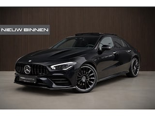 Mercedes-Benz CLA 180 Business Solution AMG | Panoramadak | Camera | Dodehoekdetectie | Keyless | Midline Sound | Stoelverwarming | Ambiance Verlichting | Navigatie | LED | Cruise Control |