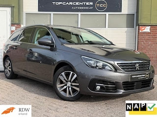 Peugeot 308 SW 1.2 Tech Edition/PANO/CAMERA/KEYLESS/APK/NAP