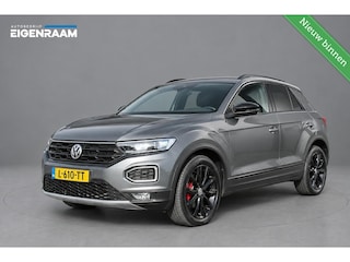 Volkswagen T-Roc 1.5 TSI Sport | Trekhaak | Virtual Cockpit | Camera | Stoelverwarming | Adaptive Cruise | Rijklaarprijs