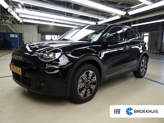 Fiat 600 1.2 Hybrid Icon | Automaat | Carplay | Cruise | Clima | Navi | 17"LMV | PDC V+A |