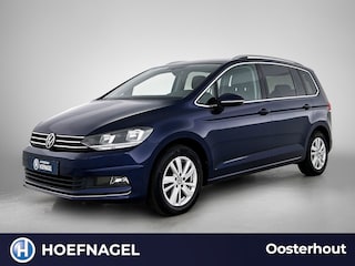 Volkswagen Touran 1.5 TSI Highline Business 7p Automaat | Adaptive Cruise | Stoel/stuurverwarming | Parkeersensoren | Trekhaak