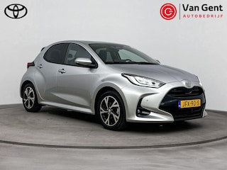 Toyota Yaris 1.5 Hybrid 115 Dynamic | Dodehoek detectie | Parkeersensoren voor/achter | Stoel-/stuurverwarming | Apple Carplay / Android Auto | Keyless | Adaptive Cruise | Clima | Camera | 16 inch