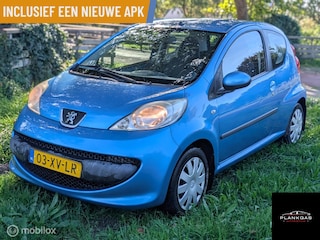 Peugeot 107 1.0-12V XS
