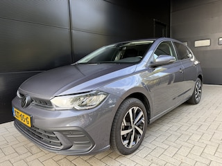Volkswagen Polo 1.0 TSI Life Edition fabrieks garantie, Carplay, camera