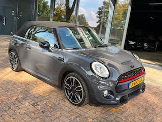 Mini Mini Cabrio 2.0 Chili Serious Business JCW|Nieuwstaat