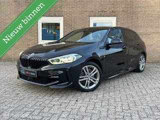 BMW 1er 116i M Sport| Pano | Camera | Stoelverwarming |2 Eig