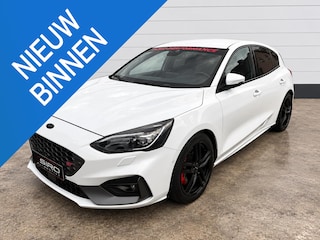 Ford Focus 2.3 EcoBoost ST-3 * Head-up * Carplay * Dealerond. * Nette staat !