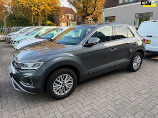 Volkswagen T-Roc 1.5 TSI Life Business / AUTOMAAT / 1E EIGENAAR / CRUISE / NAVIGATIE / ECC / STOELVERWARMING / NL-AUTO