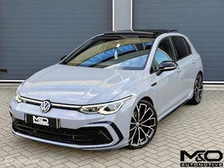 Volkswagen Golf 2.0 TDI R-Line | PANO | STOELVW | HUD | LEER