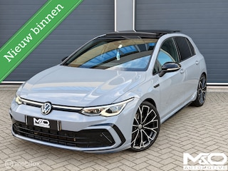 Volkswagen Golf 2.0 TDI R-Line | PANO | STOELVW | HUD | LEER