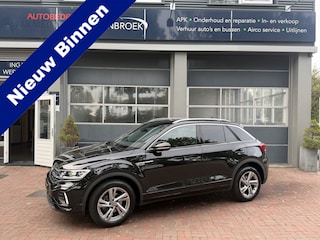 Volkswagen T-Roc 1.5 TSI R-Line Edition Edition | IQ Light | Trekhaak | Camera | ACC | Ergo-active 2025 km 17.000 Nap