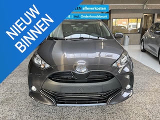 Toyota Yaris 1.5 Hybrid 115 Active ADAPTIVE CRUISE CONTROL | APPLE CARPLAY / ANDROID AUTO | CAMERA | STOEL/STUUR VERWARMING | CLIMATE CONTROL