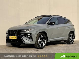 Hyundai Tucson 1.6 T-GDI PHEV N Line Sky 4WD / Dealer onderhouden / Accu SoH 100 % / Panorama schuifdak / Elektrische stoelen en klep / Stoelventilatie / Stuur-, stoel- & achterbankverwarming / HUD / Apple Carplay Android / 19" LM wielen & All Season banden /
