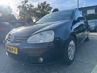 Volkswagen Golf 1.6 Comfortline Apk 8/11/29,Airco,Cruise,Trekhaak