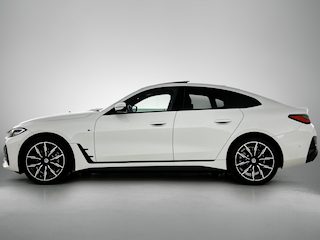 BMW i4 eDrive40 84 kWh | Panoramadak | M 50 JAHRE | ACC | 12 maanden BOVAG |