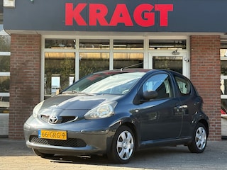 Toyota Aygo 1.0-12V 68 pk - APK 09-2027! - zuinig