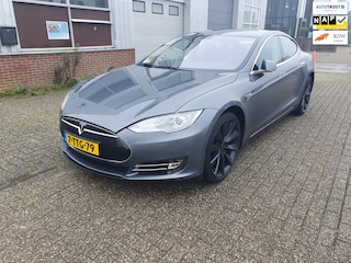 Tesla Model S 85 Base, Free Supercharging