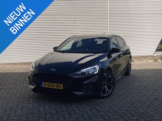 Ford Focus 1.0 EcoBoost Hybrid ST Line X Business | Winter Pack | Androidauto / Apple Carplay | Trekhaak | 18'' Lichtmetalen Velgen | Keyless | Camera