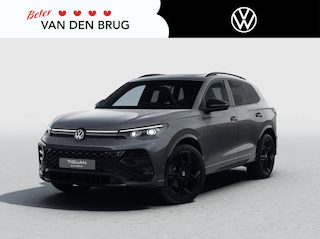 Volkswagen Tiguan R-Line Edition 1.5 eHybrid 272 PK | Black Style | 20" inch velgen | Panoramadak | Navigatie | LED Matrix |