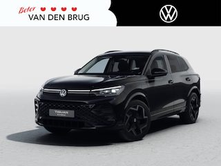 Volkswagen Tiguan Edition 20 1.5 eHybrid 204 PK | Panoramadak | Trekhaak | R-Line exterieur | 19" inch velgen |