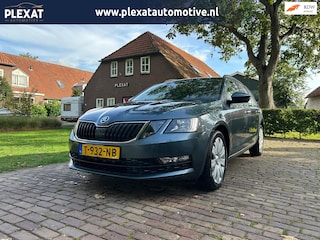 Skoda Octavia Combi 1.0 TSI Greentech Active | Stoelverwarming | Climate Control | Multimedia | PDC | Lichtmetaal | Historie | NAP
