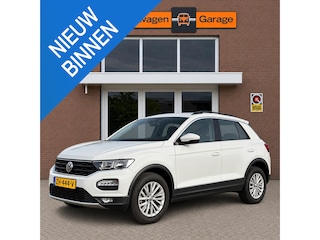 Volkswagen T-Roc 1.5 TSI Style | Carplay | Navigatie | PDC | Automaat | Airco |