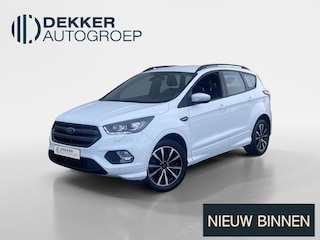 Ford Kuga 1.5 EcoBoost 150 pk ST Line afneembare - trekhaak - voorruitverwarming - groot navi