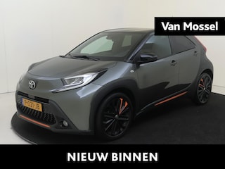 Toyota Aygo 1.0 VVT-i S-CVT Limited | airco automatisch | Apple Carplay/Android | Autonomous Emergency Braking | cruise control adaptief | LED koplampen | lederen/ stof bekleding | lichtmetalen velgen 18" |