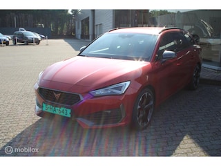 Cupra Leon 1.4 e-Hybrid Business